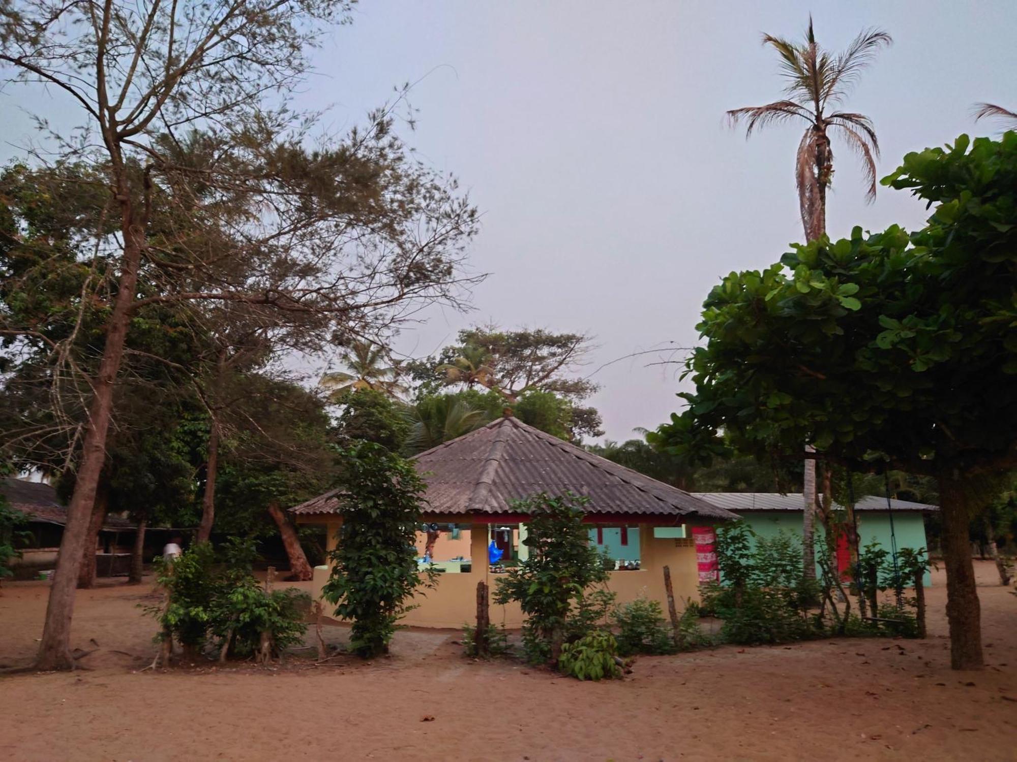 Rundbungalow Auf Lionsrest Grand-Bassam 외부 사진